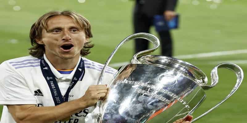 Theo Bóng Đá TV, Modric chính là huyền thoại của Real